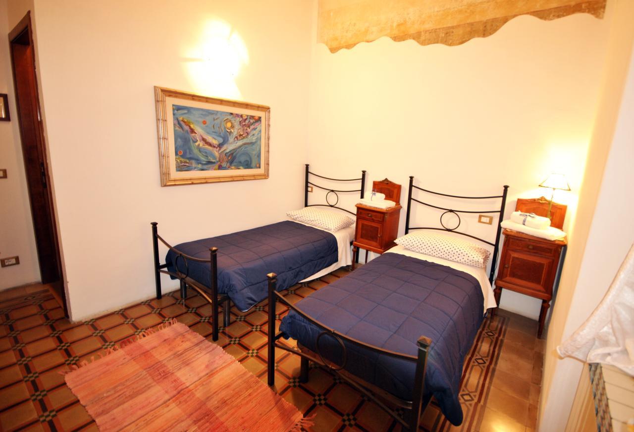 B&B Grand Lori เวโรนา ภายนอก รูปภาพ